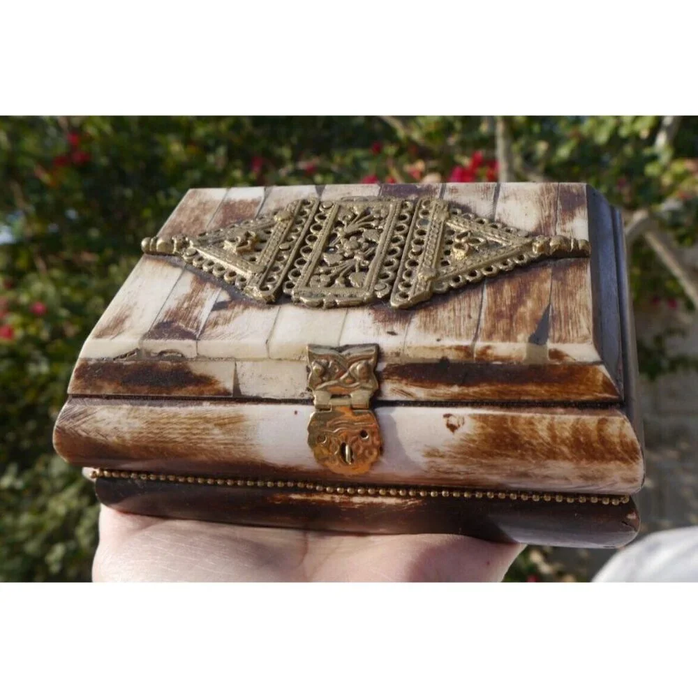 Trinket Jewelry Box Camel Bone & Brass Handcrafted 5.75